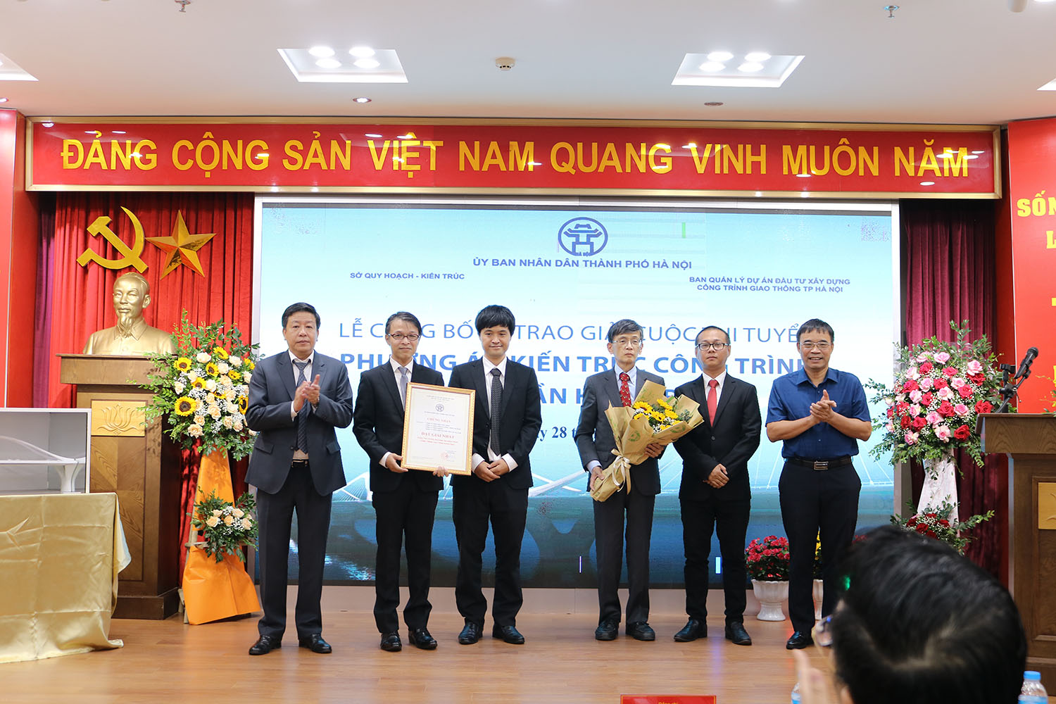 Công bố và Trao giải Cuộc thi tuyển phương án thiết kế Kiến trúc Cầu Trần Hưng Đạo
