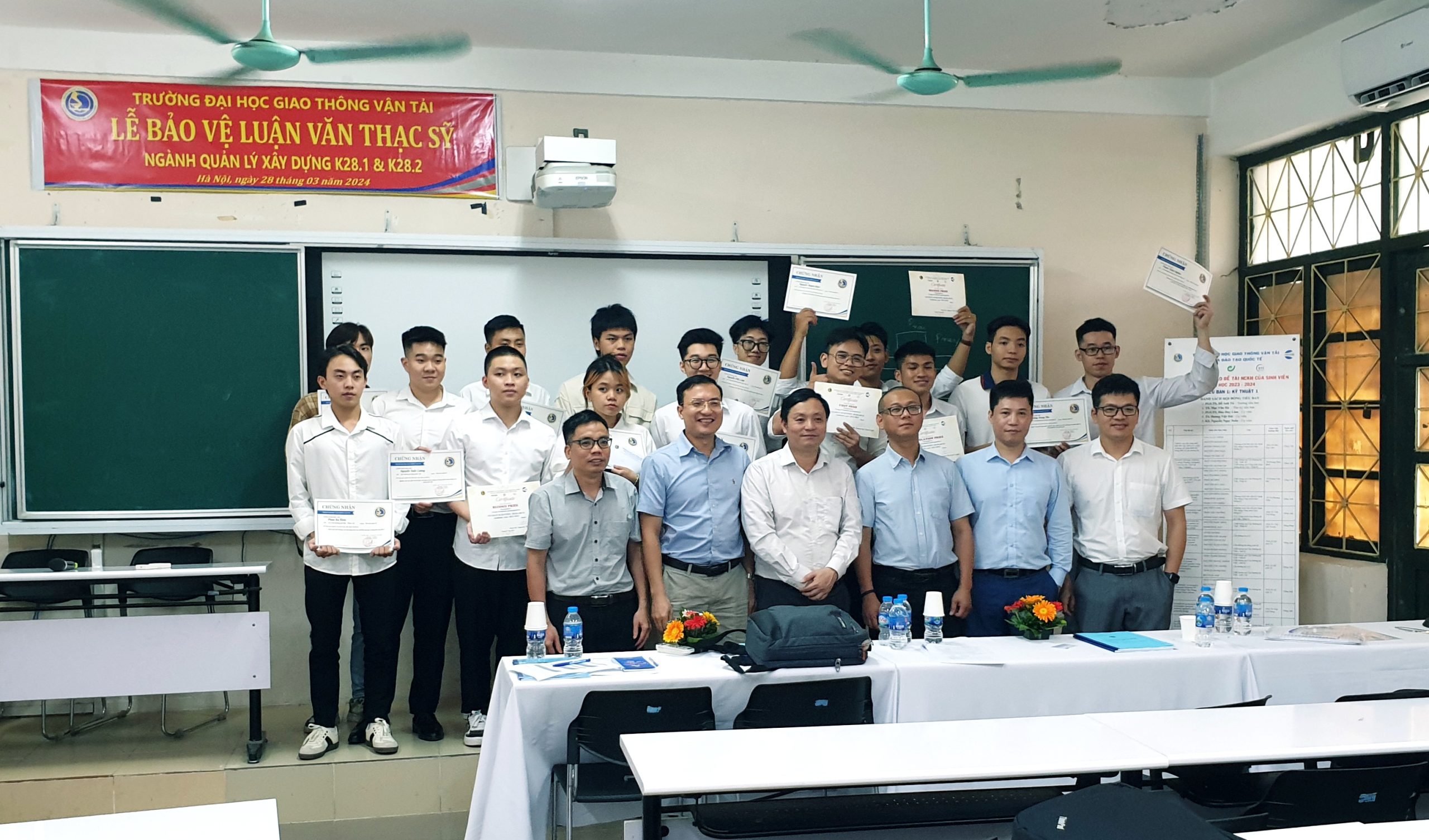 CKJVN đồng hành cùng Hội nghị tổng kết Nghiên Cứu Khoa Học Sinh Viên 2023 - 2024 - Đại Học Giao Thông Vận Tải
