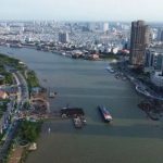CẦU ĐI BỘ QUA SÔNG SÀI GÒN CHÍNH THỨC ĐỔ BÊ TÔNG TRỤ CHÍNH